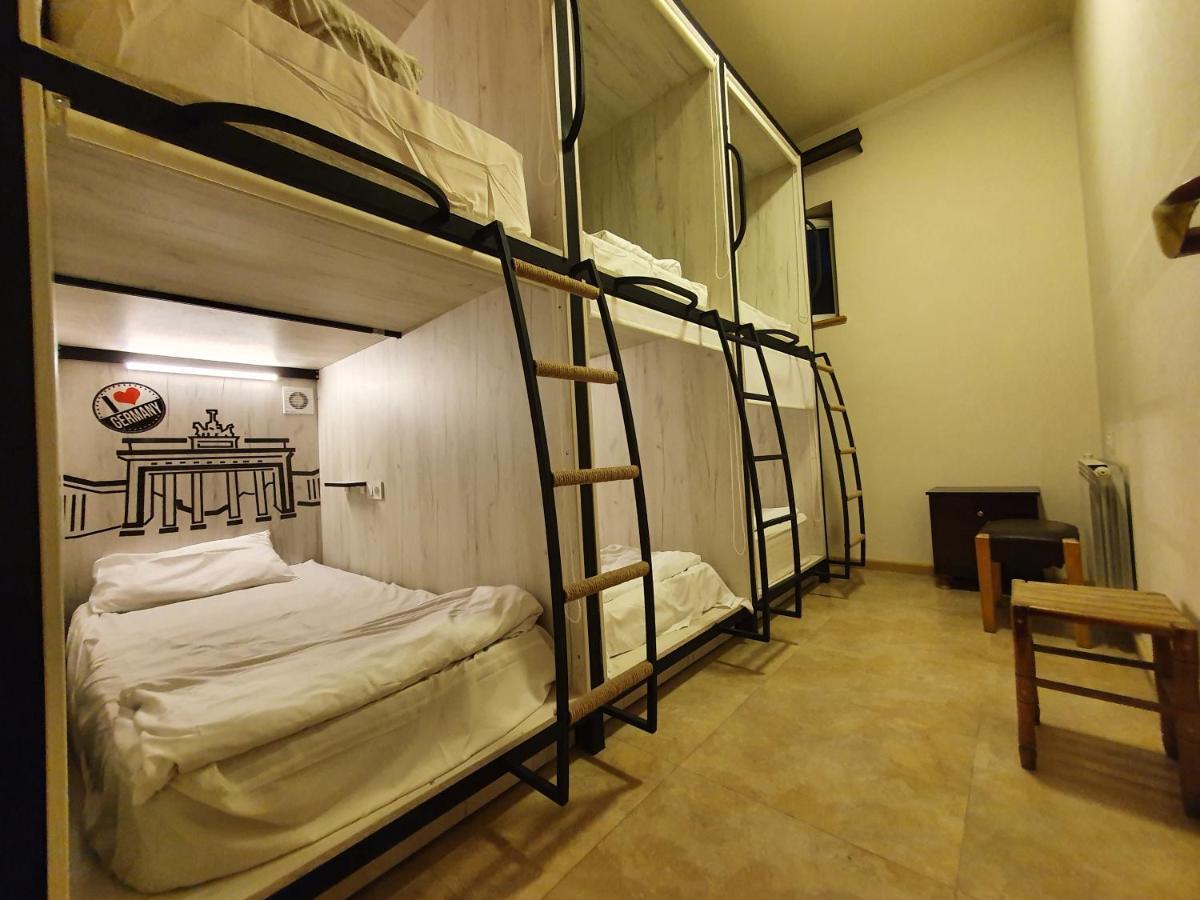 Capsule Hostel In The Old City Of יירבאן מראה חיצוני תמונה